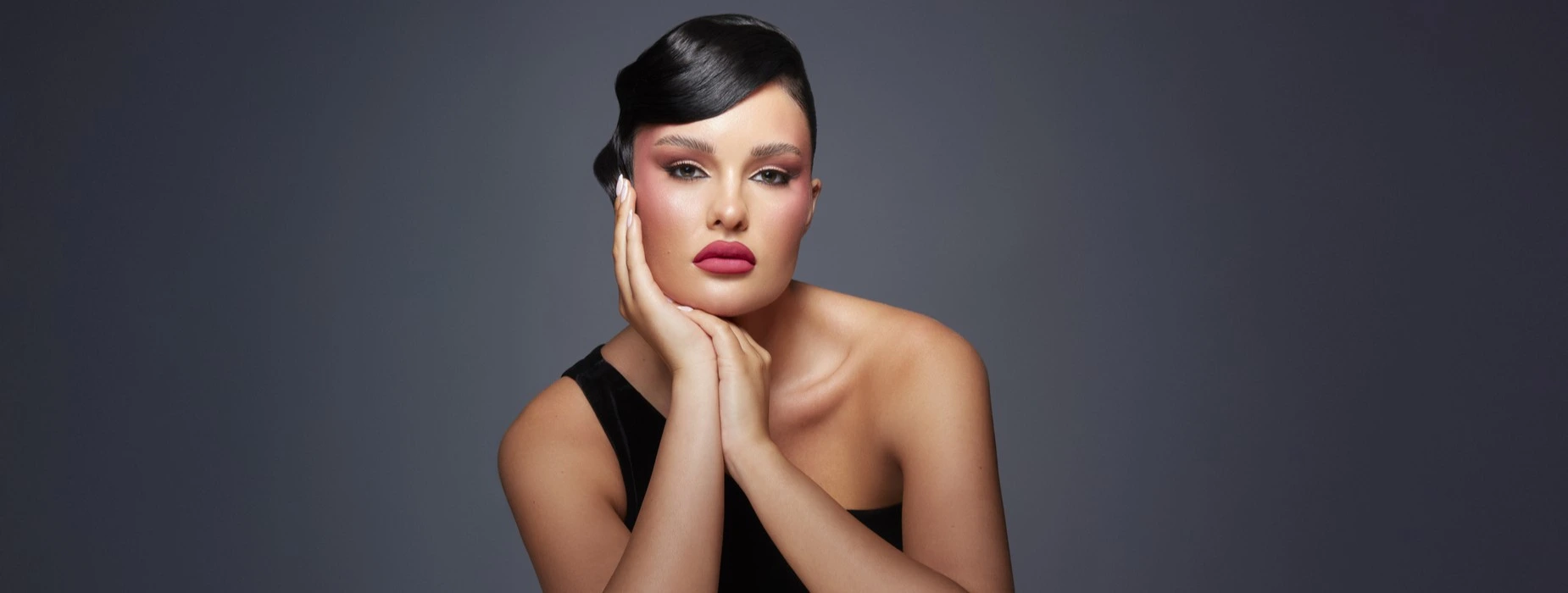 MAKEUP